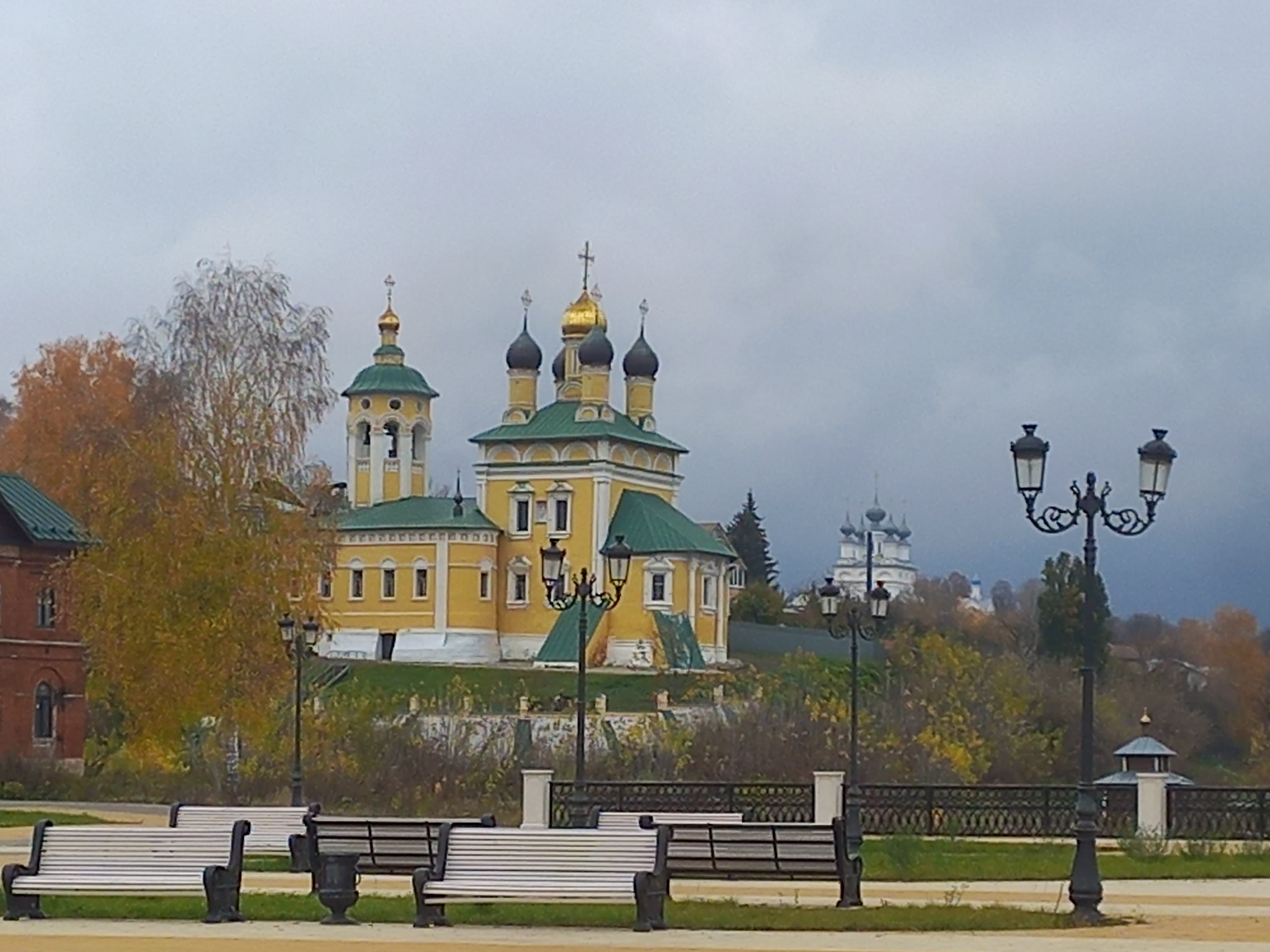 Изображение галереи